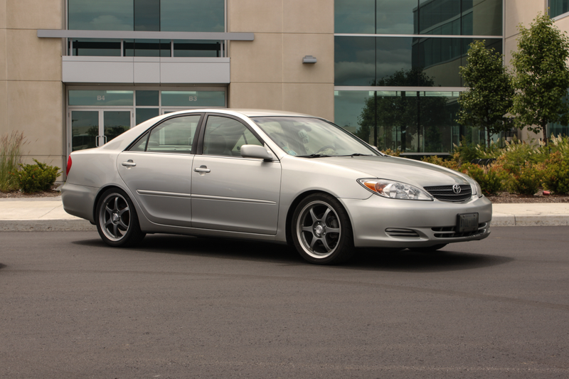 Illustration for article titled Grabbed the DSLR, and finally took some decent car pictures.Â